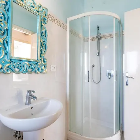 3 Bedroom Front In Gr 公寓 福洛尼卡